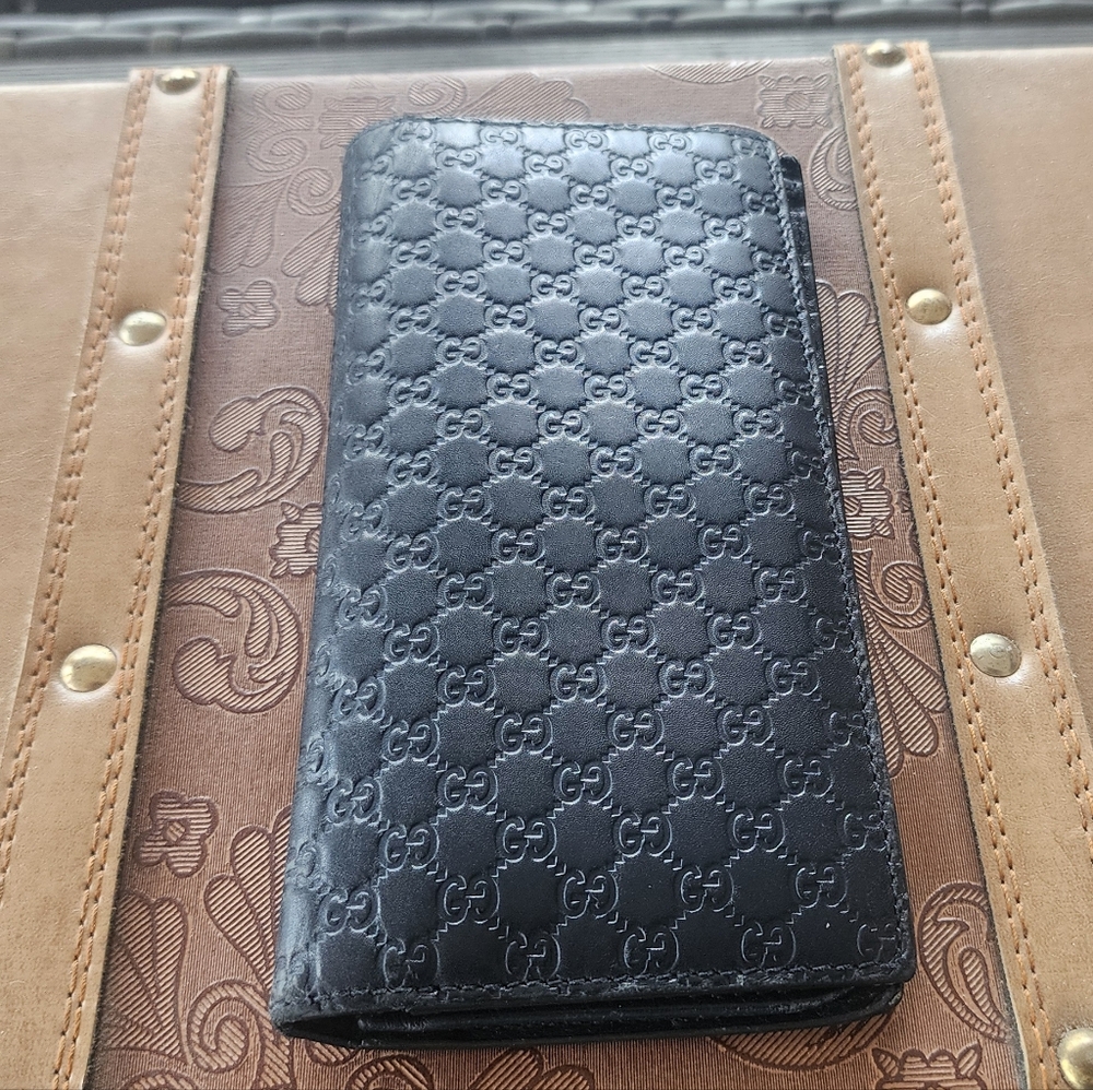 Gucci Navy Leather Wallet